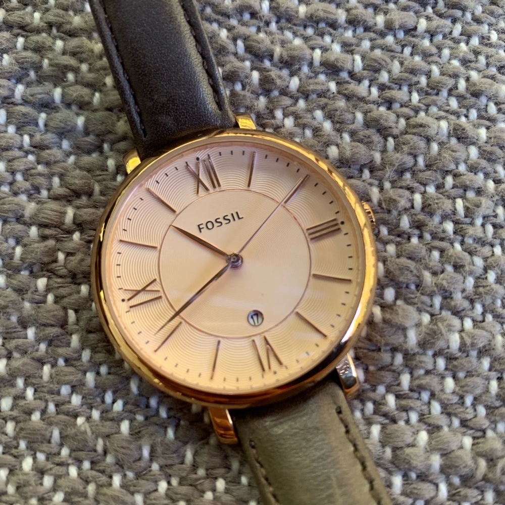 Fossil rose gold and gray band watch